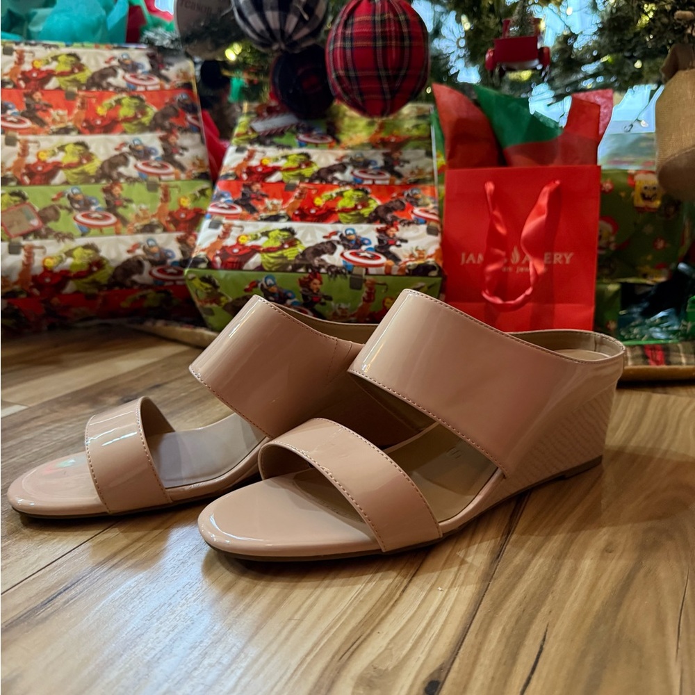 AEROSOLES Blush Slide Sandals